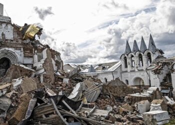 Πανηγυρισμοί στο Κίεβο για την ανακατάληψη της Λιμάν – Πτώματα Ρώσων στους δρόμους[video]