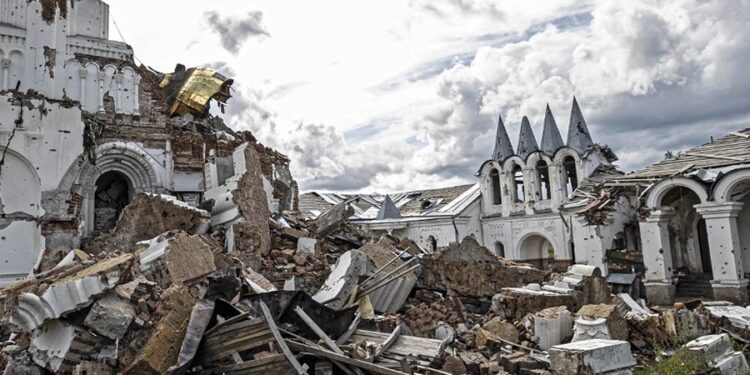 Πανηγυρισμοί στο Κίεβο για την ανακατάληψη της Λιμάν – Πτώματα Ρώσων στους δρόμους[video]