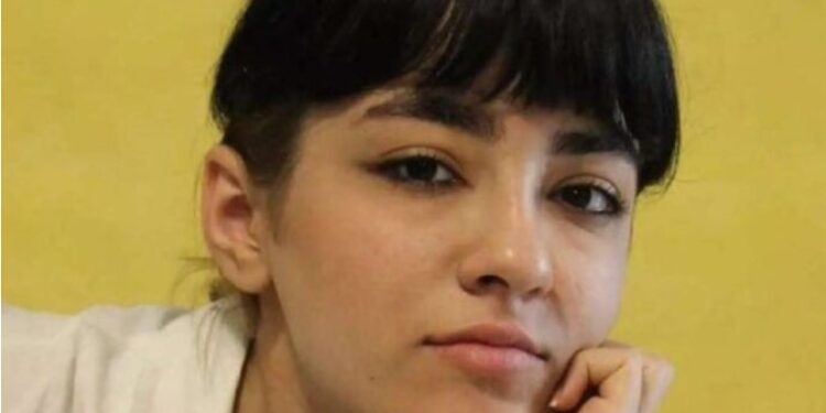 Θρίλερ με την 16χρονη-Έκλεψαν τη σορό της και την έθαψαν κρυφά από την οικογένειά της