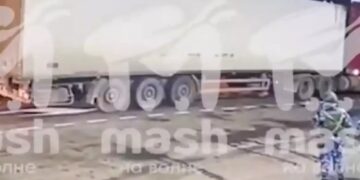 Alldaynews.gr Γέφυρα της Κριμαίας: Τρεις νεκροί από την έκρηξη – Βίντεο δείχνει τους Ρώσους να ελέγχουν το φορτηγό