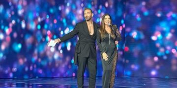 J2US: Χαμός με την εμφάνιση της «Λαίδης»-«Άντζελα, θέα, μας πήρες τα μυαλά!»