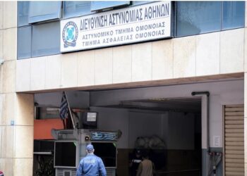 Ομόνοια: Πώς βρέθηκε η 19χρονη στο Τμήμα – «Με βίασαν στα αποδυτήρια και με βιντεοσκόπησαν»