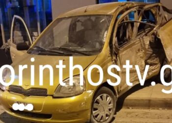 Τράκαρε μόνος του σε άδειο δρόμο και σταμάτησε έξω από φούρνο[photo]