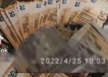 Κολωνός: Βρέθηκαν φωτογραφίες της 12χρονης με χιλιάδες ευρώ