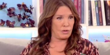 Βάνα Μπάρμπα: Έβαλε τις φωνές επειδή άργησαν να την βγάλουν σε εκπομπή