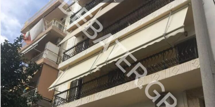 Alldaynews.gr Μαρτυρία: Οι αποκαλύψεις για τη γυναίκα που δέχτηκε επίθεση από τον άνδρα της στη Νίκαια