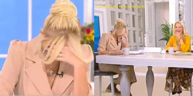 Alldaynews.gr Δεν ήξερε που να πάει να κρυφτεί: Η απίθανη γκάφα της Φαίη Σκορδά με τον Άρη Σοϊλέδη, στον αέρα της εκπομπής