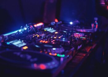 Θρήνος: Νεκρός πασίγνωστος DJ – Πέθανε στον ύπνο του