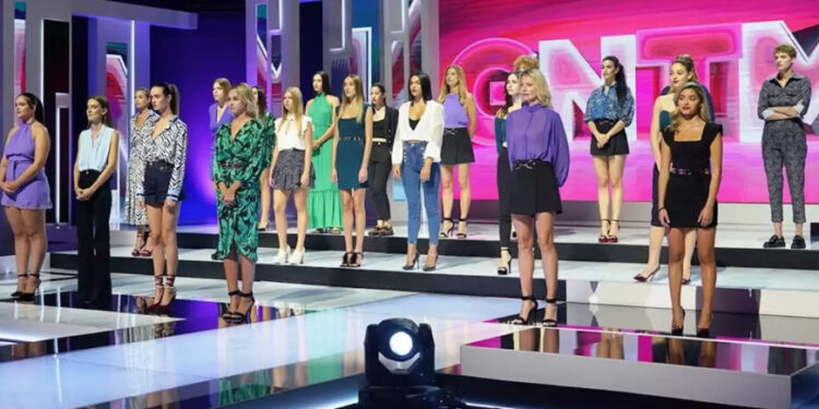 Alldaynews.gr Σοκ στο GNTM: Σοβαρό ατύχημα για διαγωνιζόμενη – Οδηγήθηκε στο νοσοκομείο (video)