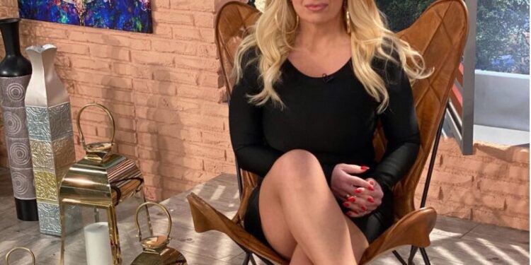 Ερωτευμένη η Αφροδίτη Γραμμέλη: Αυτός είναι ο νέος της σύντροφος![video]