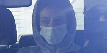 Κολωνός: Αυτή είναι η μάνα της 12χρονης-Ο άντρας της στη Φυλακή και άλλα 3 παιδιά με Πακιστανό[video]