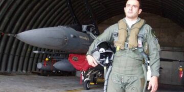 Alldaynews.gr Βίντεο-vτοκουμέντο, 16 χρόνια μετά: Η στιγμή που το τουρκικό F-16 πέφτει στο μαχητικό του σμηναγού Ηλιάκη