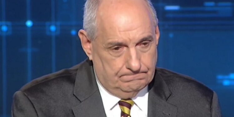 Alldaynews.gr Βούρκωσε ο Τέρενς Κουίκ: «Δεν χάρηκα κανένα μου παιδί γιατί είχα παντρευτεί τη δουλειά μου»