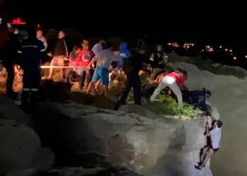 Ναυάγιο στη Λέσβο: 16 οι νεκρές γυναίκες – Ανεβαίνει ο αριθμός των θυμάτων