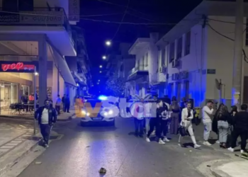 Τρελή πορεία αυτοκινήτου: Παρέσυρε 16χρονη, ντελιβερά και ξήλωσε δέντρο (φωτο, video)