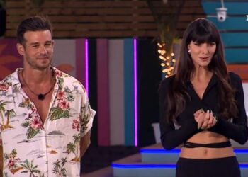 Αποκάλυψη «Love Island»: Ζευγάρι με νικήτρια του GNTM o Αλέξανδρος Κώτσης – Oι κοινές τους φωτογραφίες (φωτο)