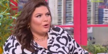 Alldaynews.gr Ξέσπασε η Δανάη Μπάρκα: Θέλω να τσιρίξω, είναι ασύλληπτο (video)