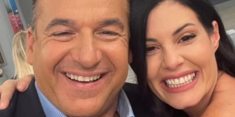 Τηλεοπτική βόμβα: Αποχωρεί από το Πρωινό στον ΑΝΤ1 και πάει ΣΚΑΪ – Η ανακοίνωση