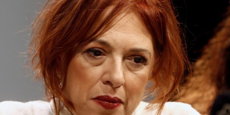 Alldaynews.gr Συντετριμμένη η Ελένη Ράντου: «Έφυγες νωρίς…»