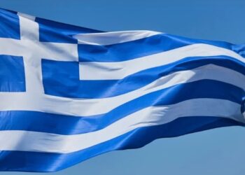 Μαγνησία: Έσκισαν την ελληνική σημαία και στη θέση της έβαλαν λάστιχα αυτοκινήτου