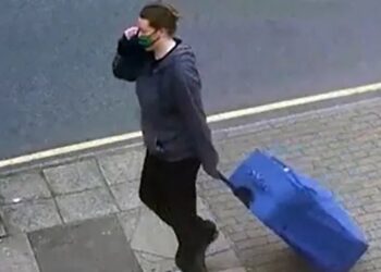 Νέα Φρίκη: Αποκ..σε τη φίλη της, την έβαλε σε βαλίτσα και έκανε βόλτες