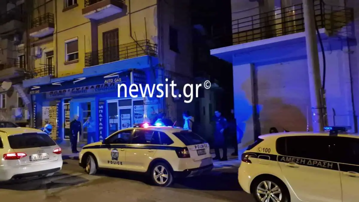 Σοκ στη Θεσσαλονίκη: Άνδρας έπεσε από τον 4ο όροφο πολυκατοικίας και σκοτώθηκε