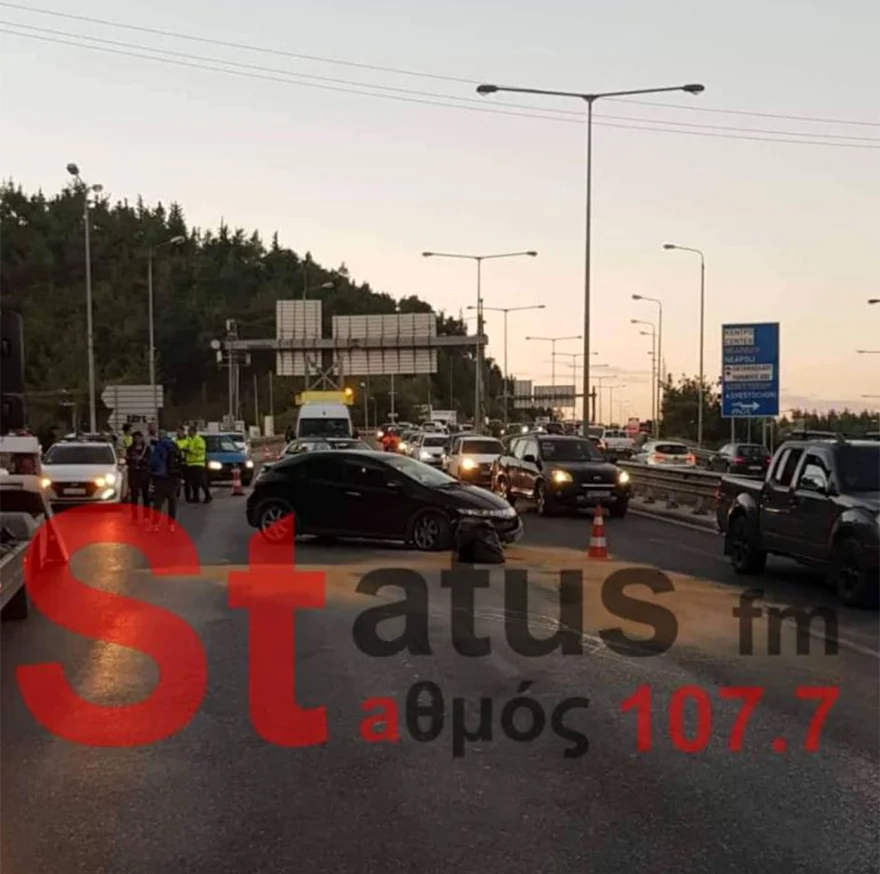 Θεσσαλονίκη: Σοβαρό τροχαίο στον Περιφερειακό - Δύο τραυματίες και ουρές χιλιομέτρων (φωτο)