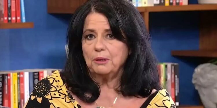 Άννα Βαγενά: «Κάνω γυμνισμό σε αυτήν την ηλικία στην Νάξο»