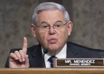 Μενέντεζ: «Η Τουρκία δεν θα πάρει τα F-16» – Το παρασκήνιο στη Γερουσία και τα «τουρκόφωνα φερέφωνα»