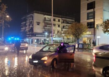 Σοβαρό τροχαίο στη Λάρισα: Γυναίκα παρασύρθηκε από αυτοκίνητο (φωτο)