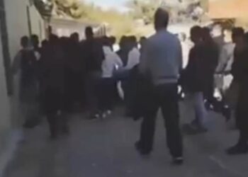 Κρήτη: Ξυλοκόπησαν άγρια μαθητή και καθηγητή στο ΕΠΑΛ που πήγε να τούς χωρίσει από καβγά– Εικόνες ντροπής (video)