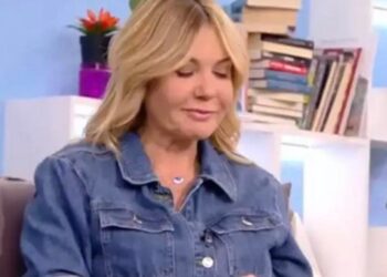 Alldaynews.gr Έκλαψε η Χριστίνα Παππά: “Έχουν συμβεί διάφορα πράγματα στη ζωή μου” (video)