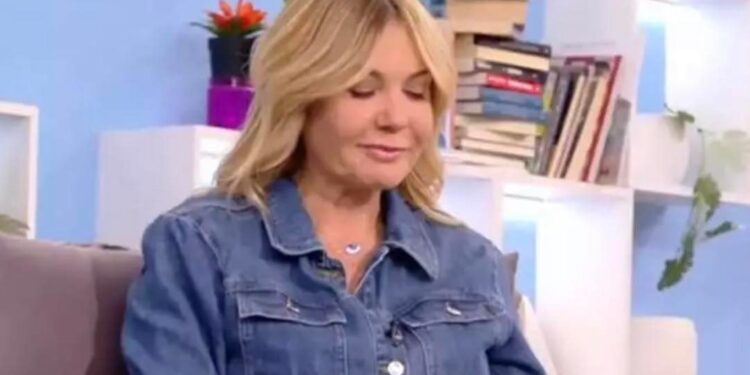 Alldaynews.gr Έκλαψε η Χριστίνα Παππά: “Έχουν συμβεί διάφορα πράγματα στη ζωή μου” (video)