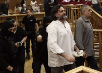 Δίκη Χρυσής Αυγής: Ένταση με τον Γιάννη Λαγό – Είστε ανθρωπάκια, δειλοί και ανάξιοι να δικάσετε»