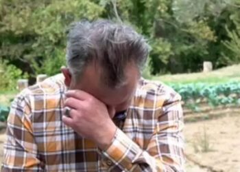 Γλυκάνισος-Λύγισε ο Νίκος Γεωργάκης στην κάμερα του ΣΚΑΙ: Δεν μπόρεσε να συγκρατήσει τα δάκρυά του