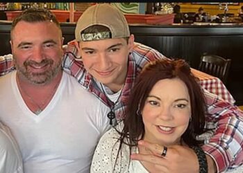 Οικογενειακή Τραγωδία: Έφηβος πυροβόλησε και σκότωσε τους γονείς του-Μετά αυτοκτόνησε με το ίδιο όπλο