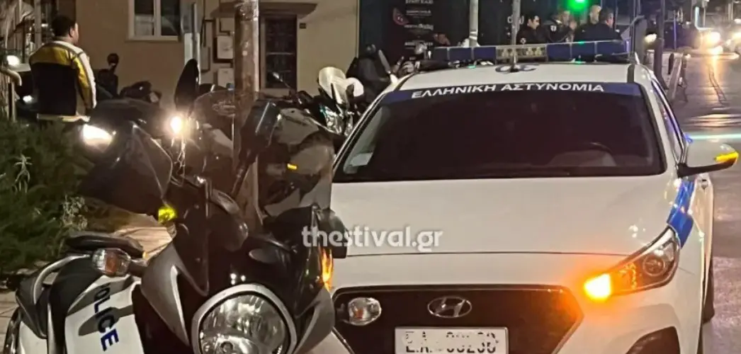 Σταυρούπολη: Αυτοκίνητο παρέσυρε αστυνομικό της ομάδας «Ζ» που επέβαινε σε μοτοσικλέτα[video]