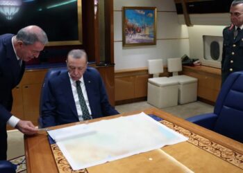 Τουρκία: Η στιγμή που ο Ερντογάν δίνει εντολή για την αεροπορική επιδρομή στη Συρία