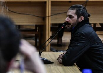 Δίκη Χρυσής Αυγής: «Αντίκρυσα τον Παύλο πεσμένο, μου είπε ότι τον μαχαιρώσανε» κατέθεσε φίλος του Φύσσα