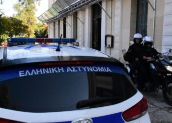 Συναγερμός στην Κυψέλη – Εντοπίστηκαν χειροβομβίδες σε υπόγειο