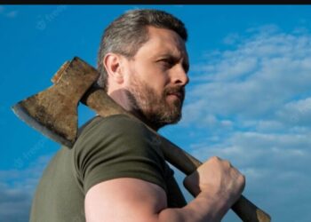 Θεσσαλονίκη: Σκότωσε με τσεκούρι το βιαστή της κόρης του – «Έσπασαν» τα ισόβια