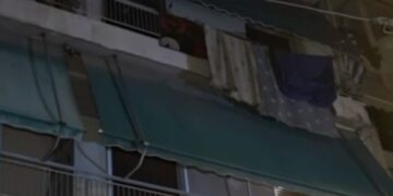 Alldaynews.gr Κολωνός: Διασωληνωμένος παραμένει ο 5χρονος που ανασύρθηκε χωρίς τις αισθήσεις του από φλεγόμενο διαμέρισμα