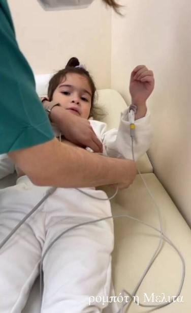 Ελένη Χατζίδου: Στο νοσοκομείο η κόρη της – Η φωτογραφία που ανησύχησε τους followers της