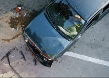 Τραγικό ατύχημα για 45χρονη: Την πάτησε 3 φορές το αυτοκίνητό της