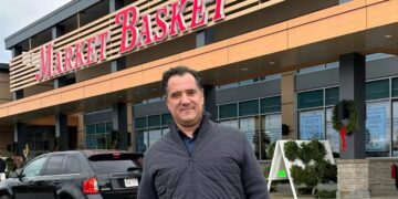 Alldaynews.gr Άδωνις Γεωργιάδης από Βοστώνη: Ομογενείς τα ήξεραν όλα για το «καλάθι του νοικοκυριού»
