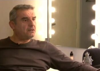 Κώστας Αποστολάκης: «Κάθε μέρα ζητάω συγγνώμη από την πρώην σύζυγό μου και από τον Θεό» (video)