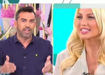 Στ. Κωνσταντινίδης για Σπυροπούλου: “Νόμιζε επί ένα χρόνο πως οι τεχνικοί φορούν ακουστικά για να ακούνε μουσική” (video)