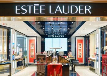 Η Estee Lauder αγόρασε την Tom Ford για 2,8 δισεκατομμύρια δολάρια