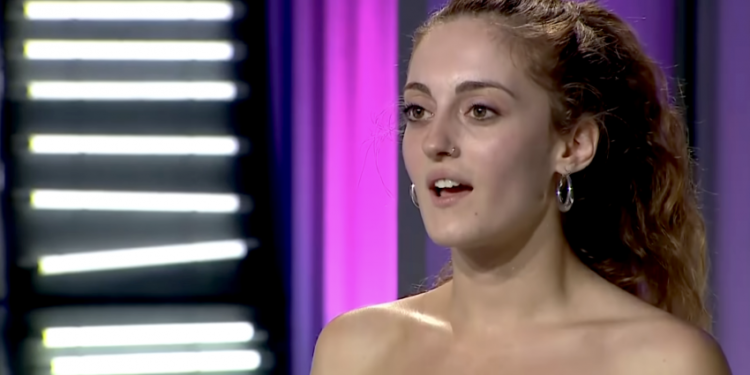 Alldaynews.gr Κέρατο LIVE: Η Τσακουρίδου του GNTM ξεμπρόστιασε δημόσια τον πρώην της που την απατούσε με τον πιο επικό τρόπο (video)