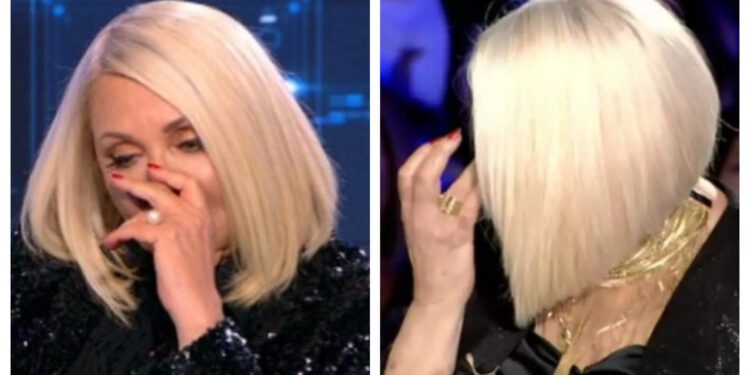 Σπίτι με το Mega: Ξέσπασε σε κλάματα η Κορομηλά on air: «Πονάει η ψυχή μου, συγκινούμαι και κλαίω»[video]